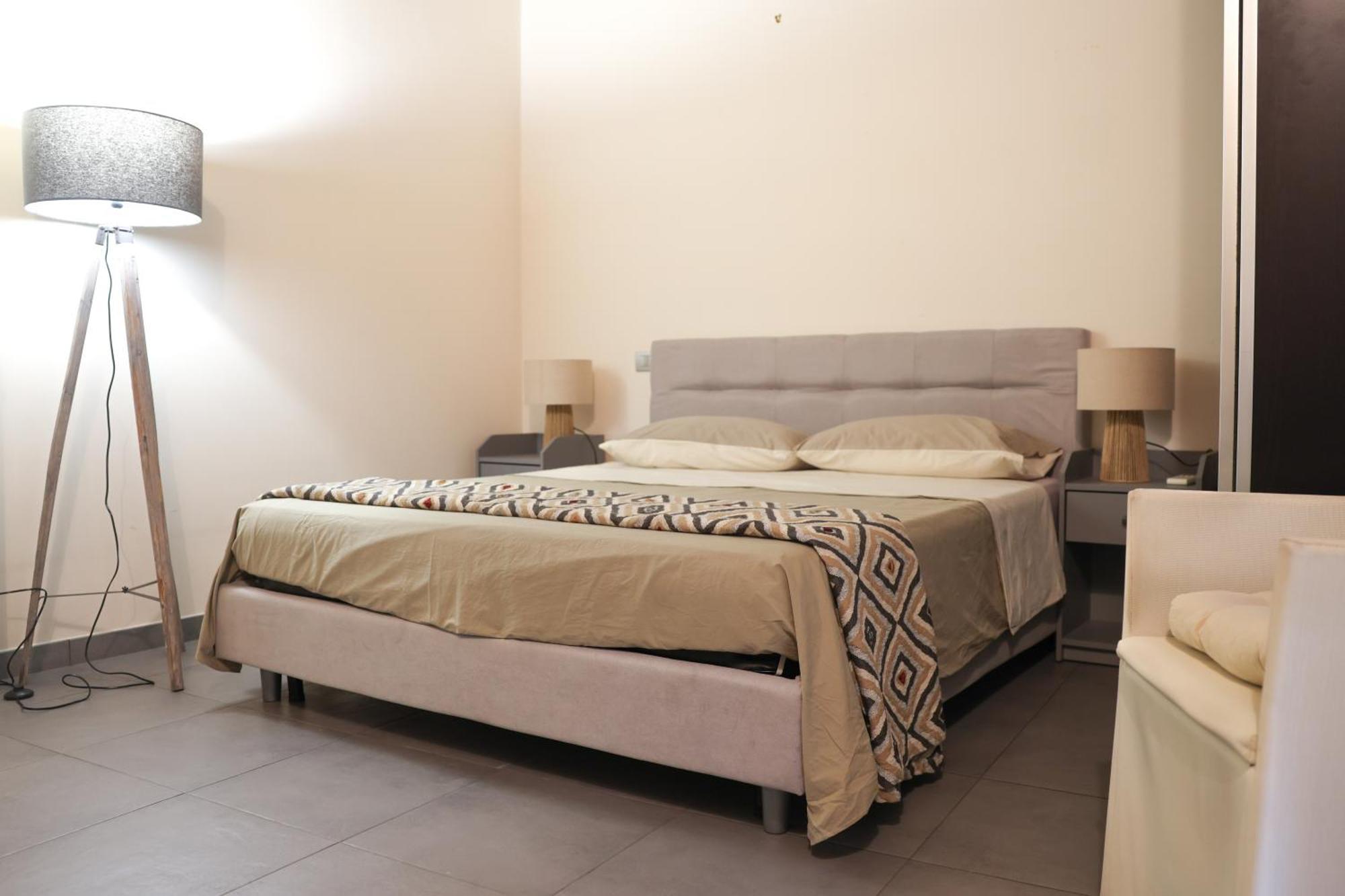Domus Superior Domizio - Pantheon Apartman Róma Szoba fotó
